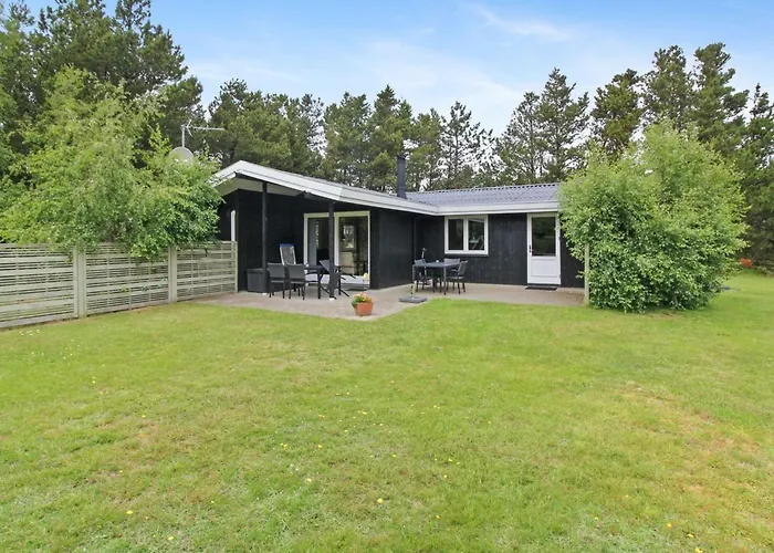 Straale - 1-4km From The Sea By Interhome *