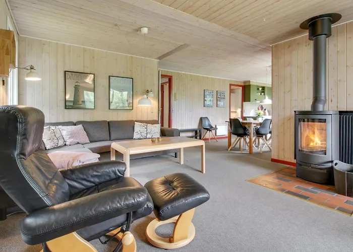 Straale - 1-4km From The Sea By Interhome *