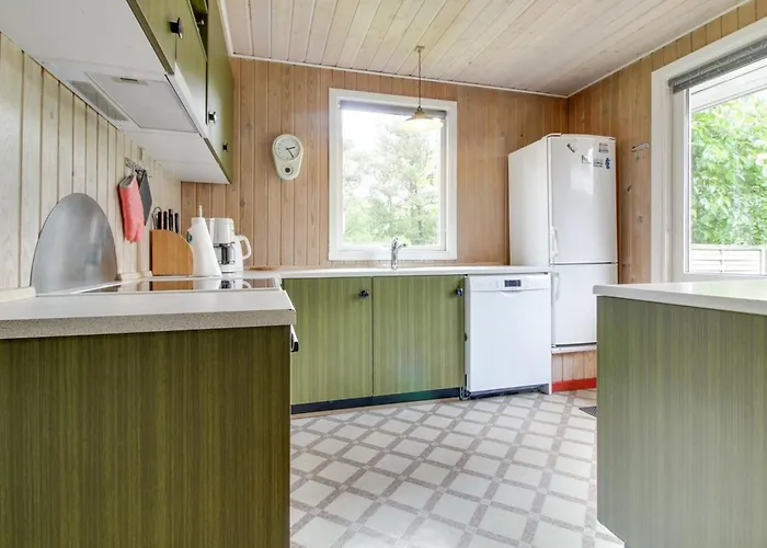 Straale - 1-4km From The Sea By Interhome