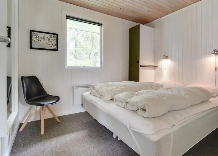 Straale - 1-4km From The Sea By Interhome